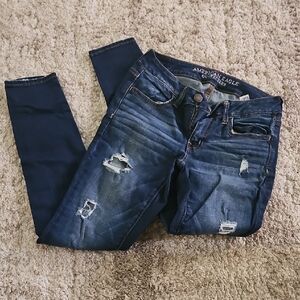 American Eagle Outfitters Women's Dark Blue Distressed Skinny Jeans
